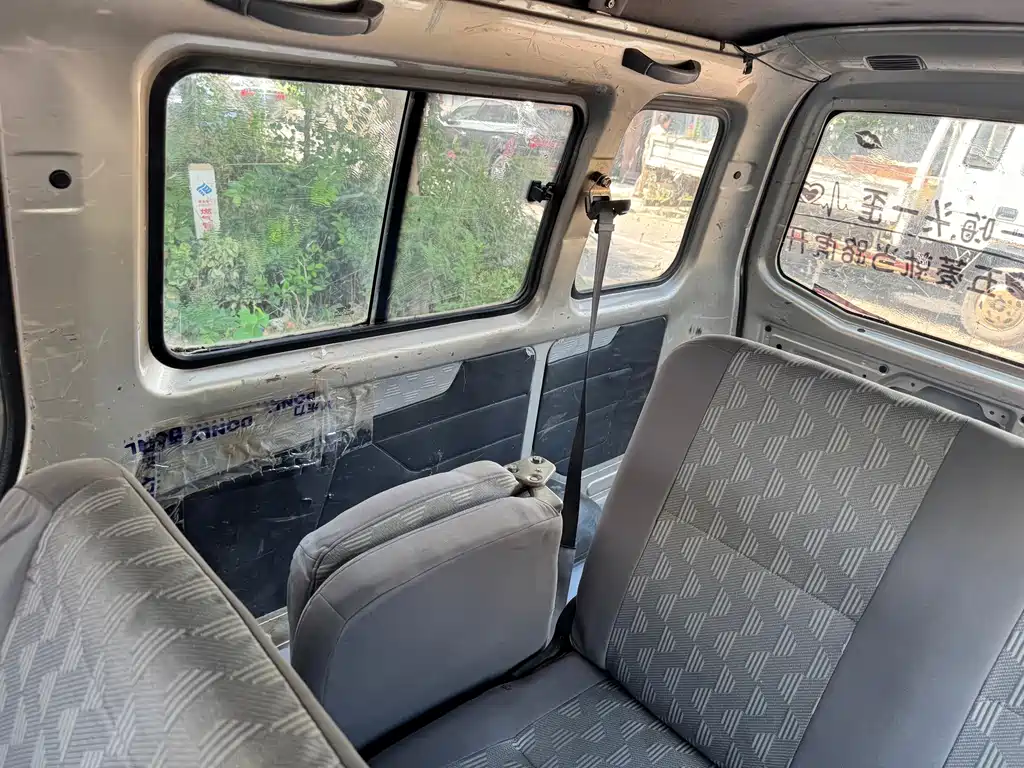 Wuling Rongguang — миниатюра 17