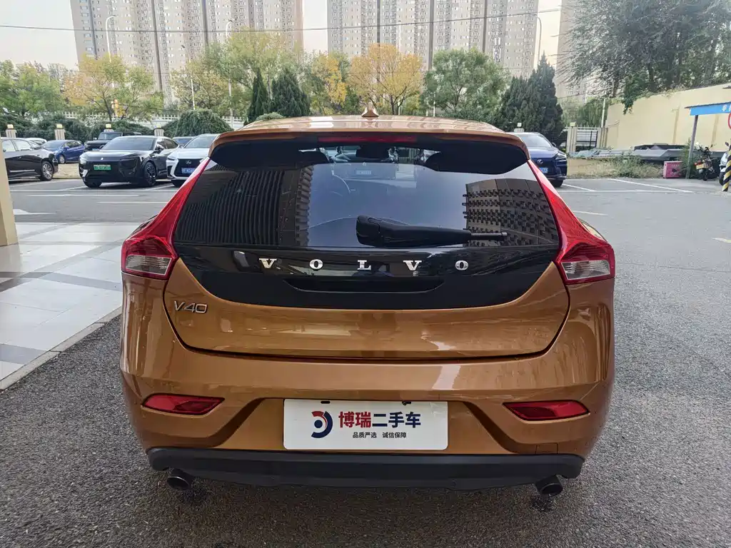 Volvo V40 — миниатюра 4