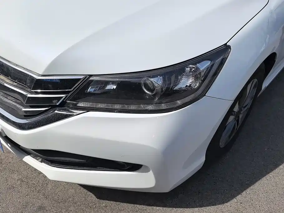 Honda Accord — миниатюра 5
