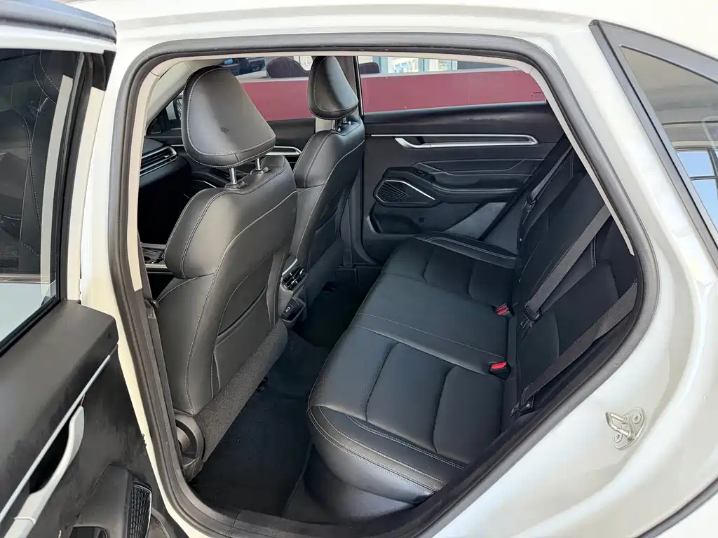 Geely Emgrand — миниатюра 14