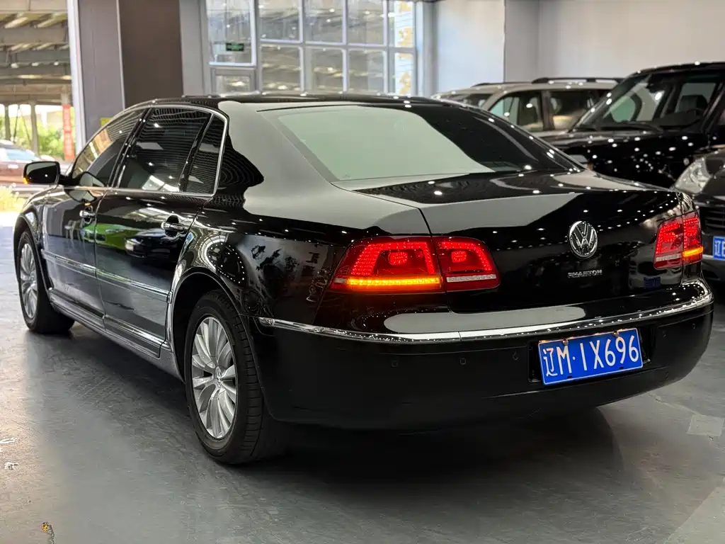 Volkswagen Phaeton — миниатюра 7