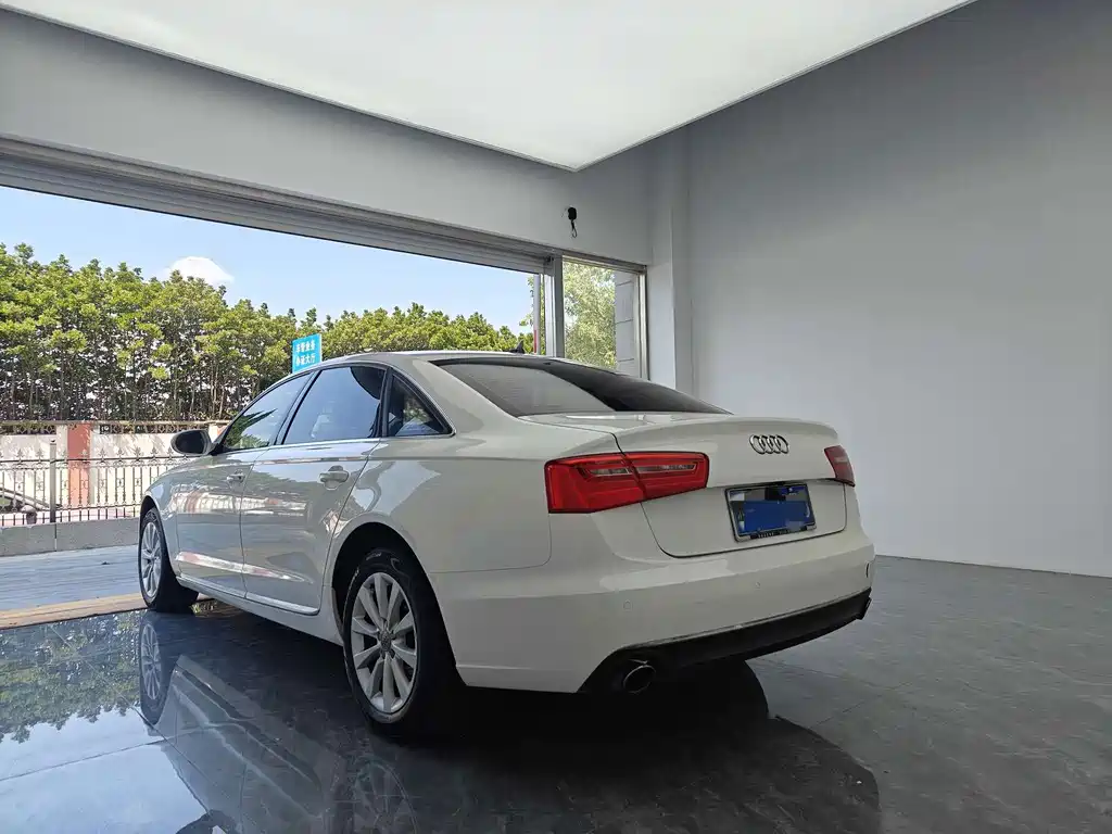 Audi A6L — миниатюра 4