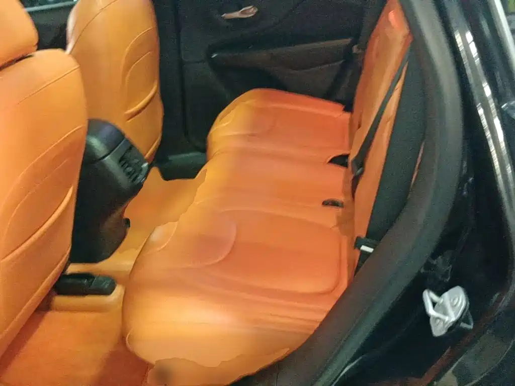 Jeep Cherokee — миниатюра 17