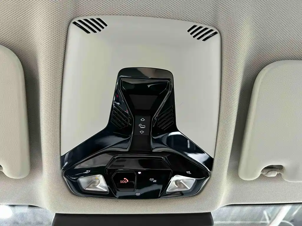 BMW X1 — миниатюра 9