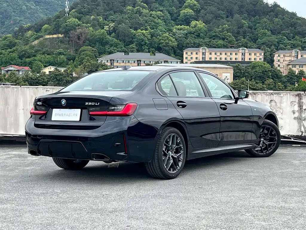 BMW 3 Series 3 2025 330Li M Sport