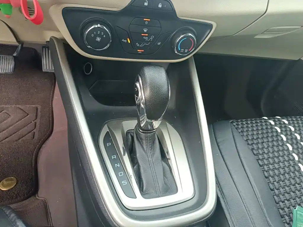 Ford Escort — миниатюра 14