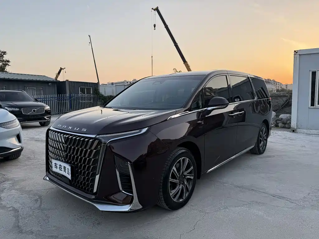 MAXUS G90