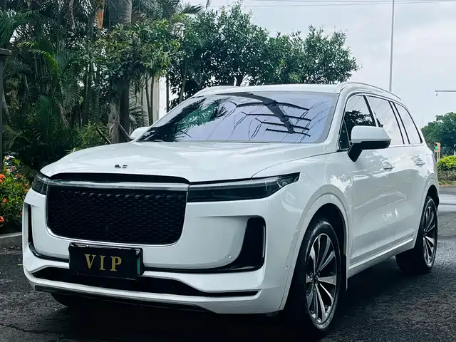 Li Auto ONE