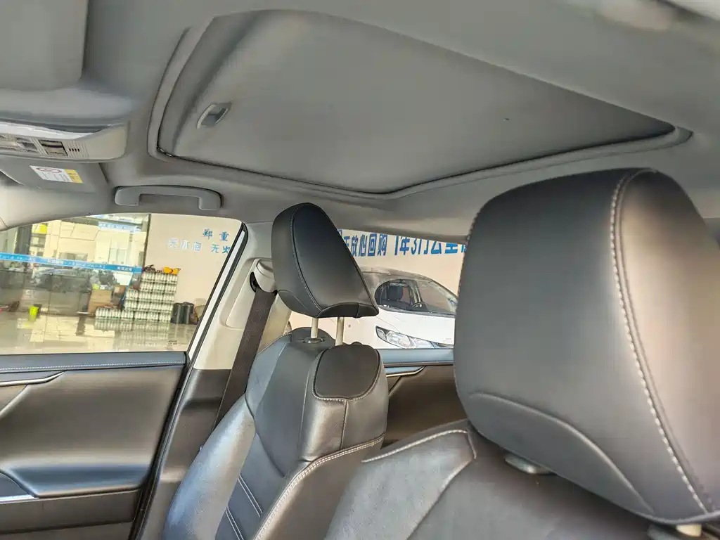 TOYOTA RAV4 RONGFANG