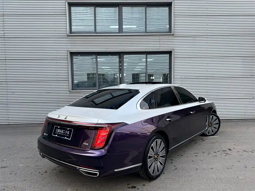 Hongqi H9 2025 2.0T Luxury 5 мест