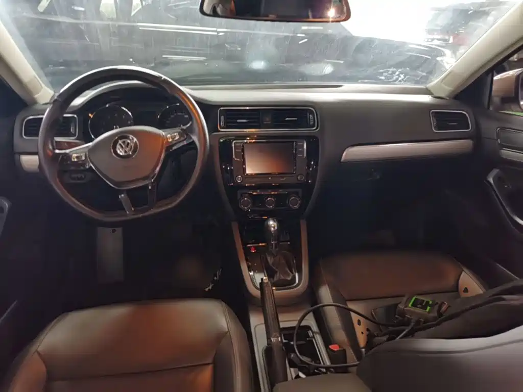 Volkswagen Sagitar — миниатюра 10