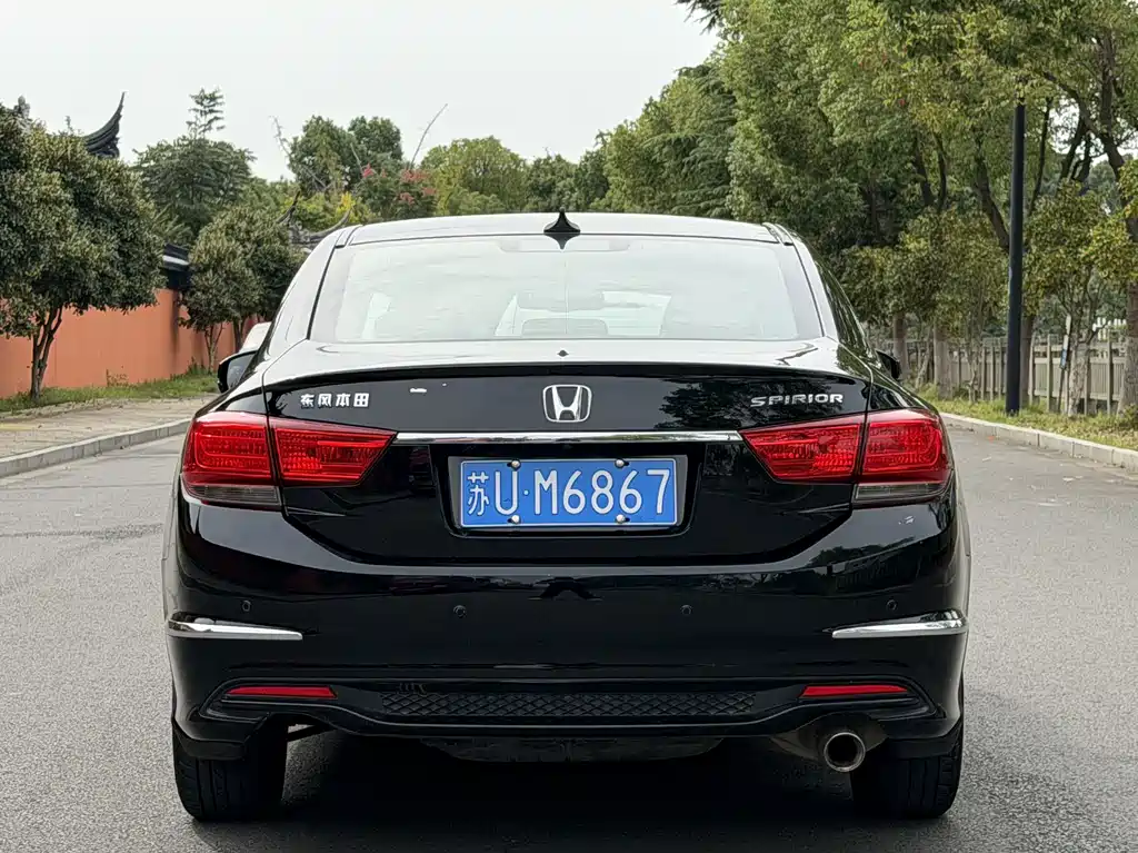 Honda Spirior — миниатюра 8