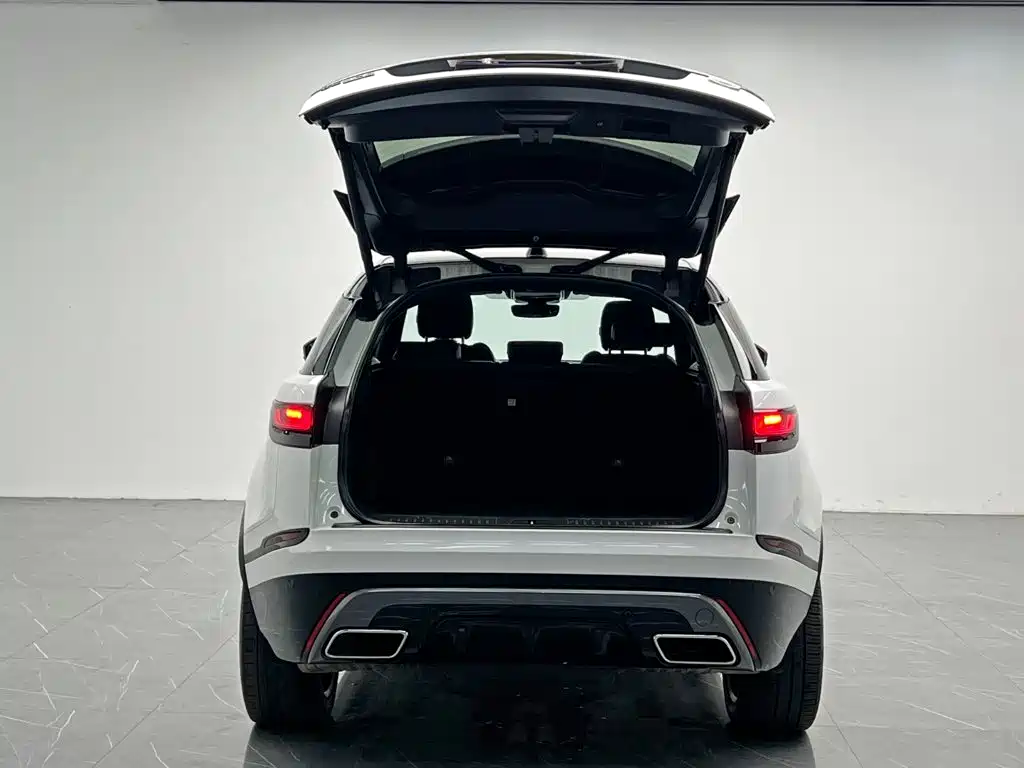 Land Rover Velar — миниатюра 10