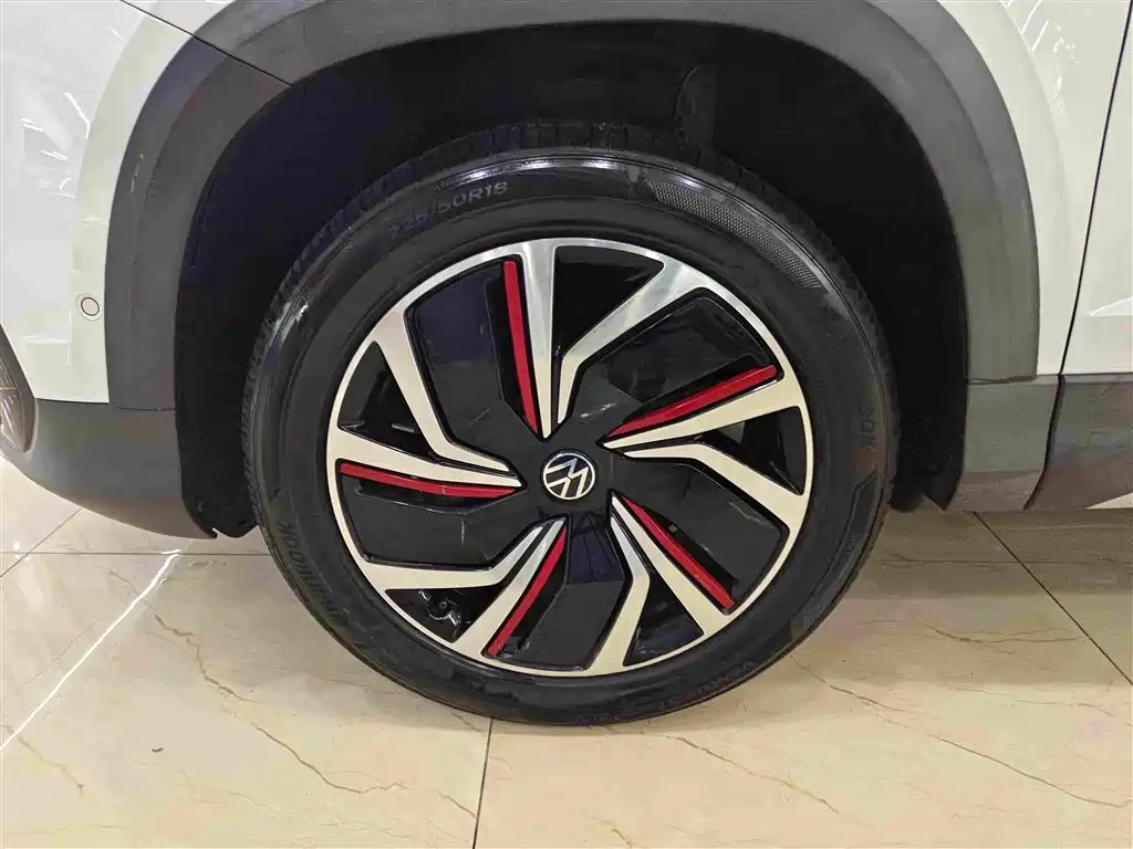 Volkswagen Tharu — миниатюра 10