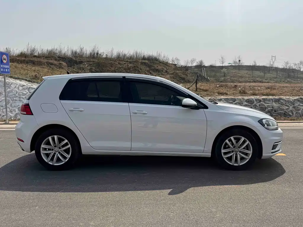 Volkswagen Golf — миниатюра 5