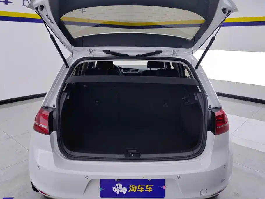 Volkswagen Golf — миниатюра 4