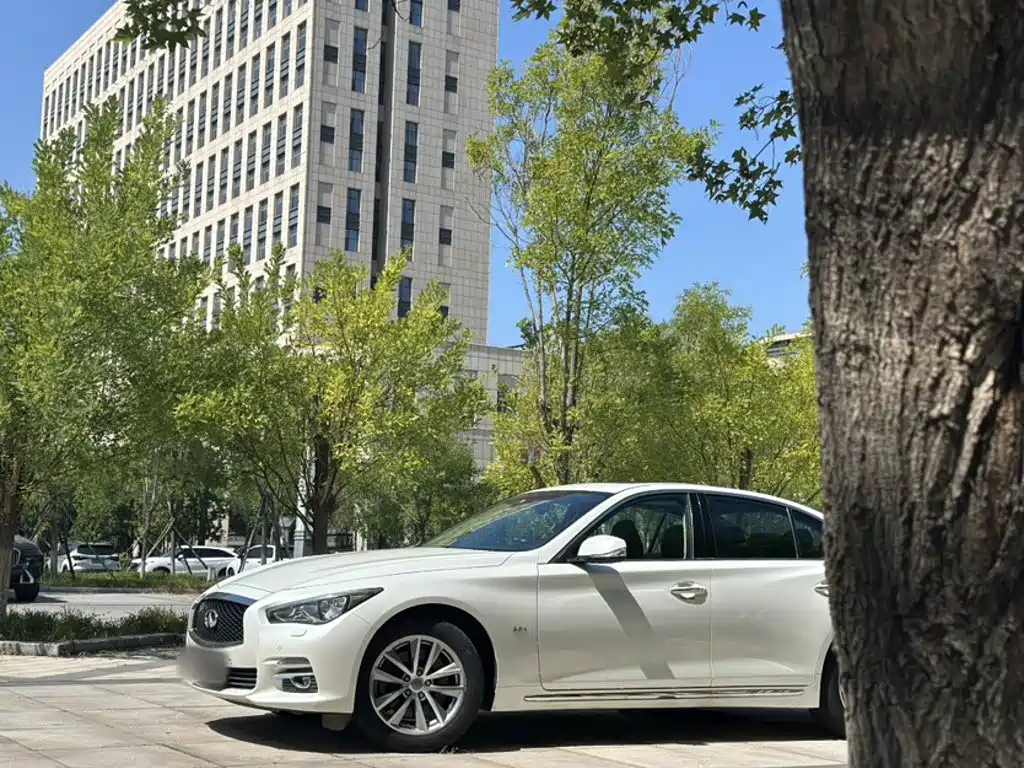 Infiniti Q50L — миниатюра 7