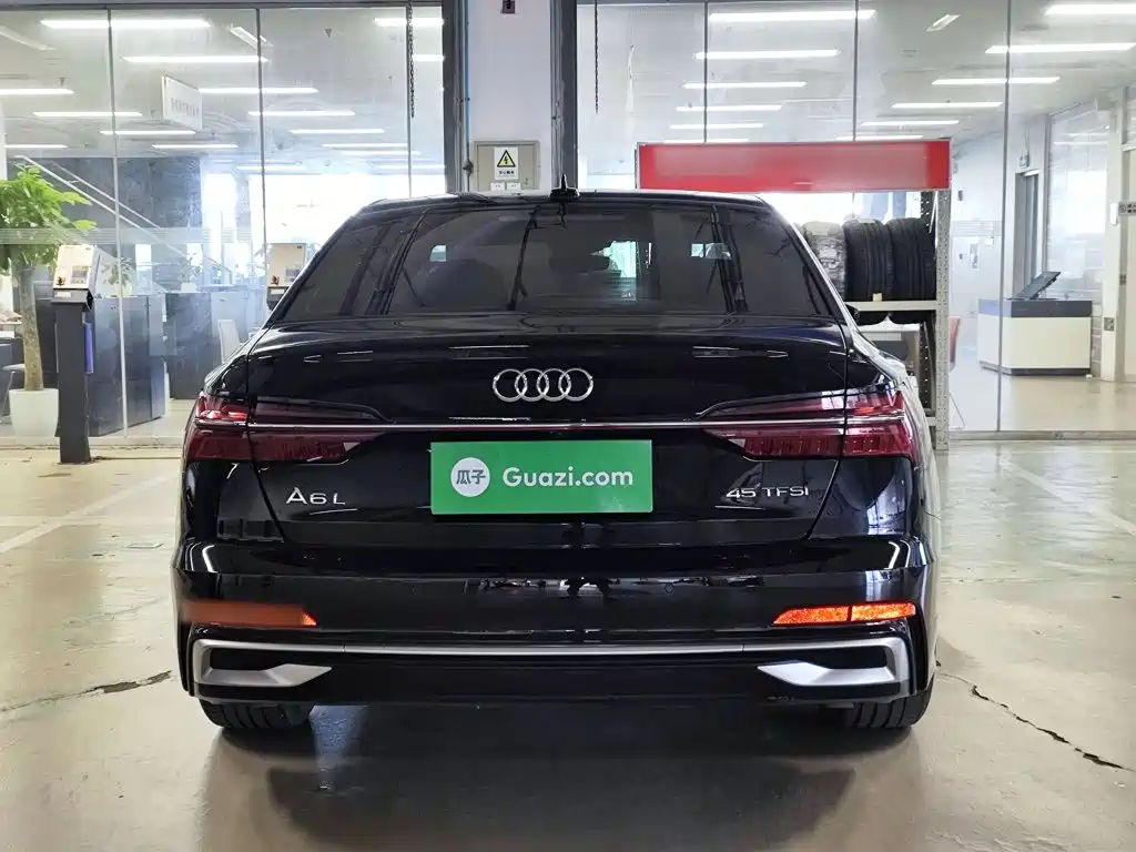 Audi A6L — миниатюра 6