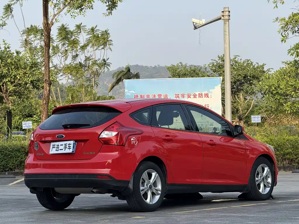 Ford Focus — миниатюра 9