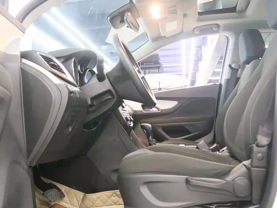Buick Encore — миниатюра 10