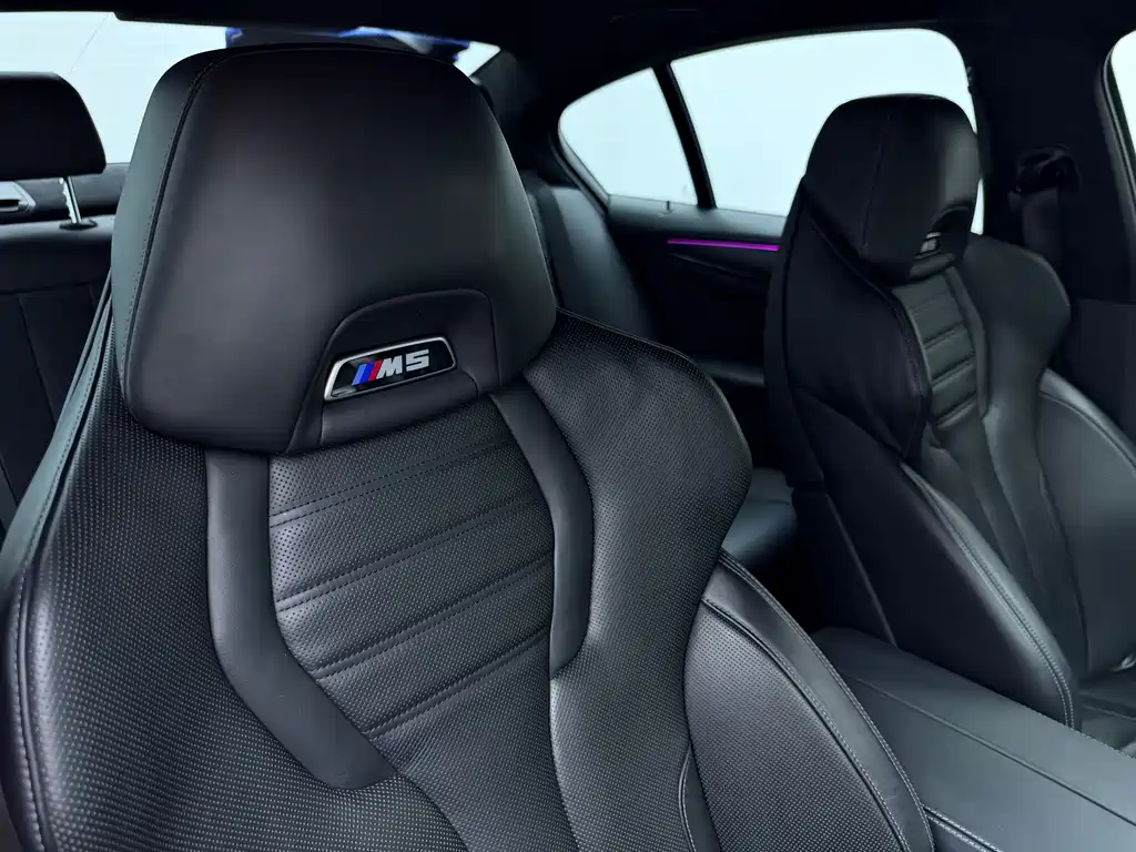BMW M5 — миниатюра 20