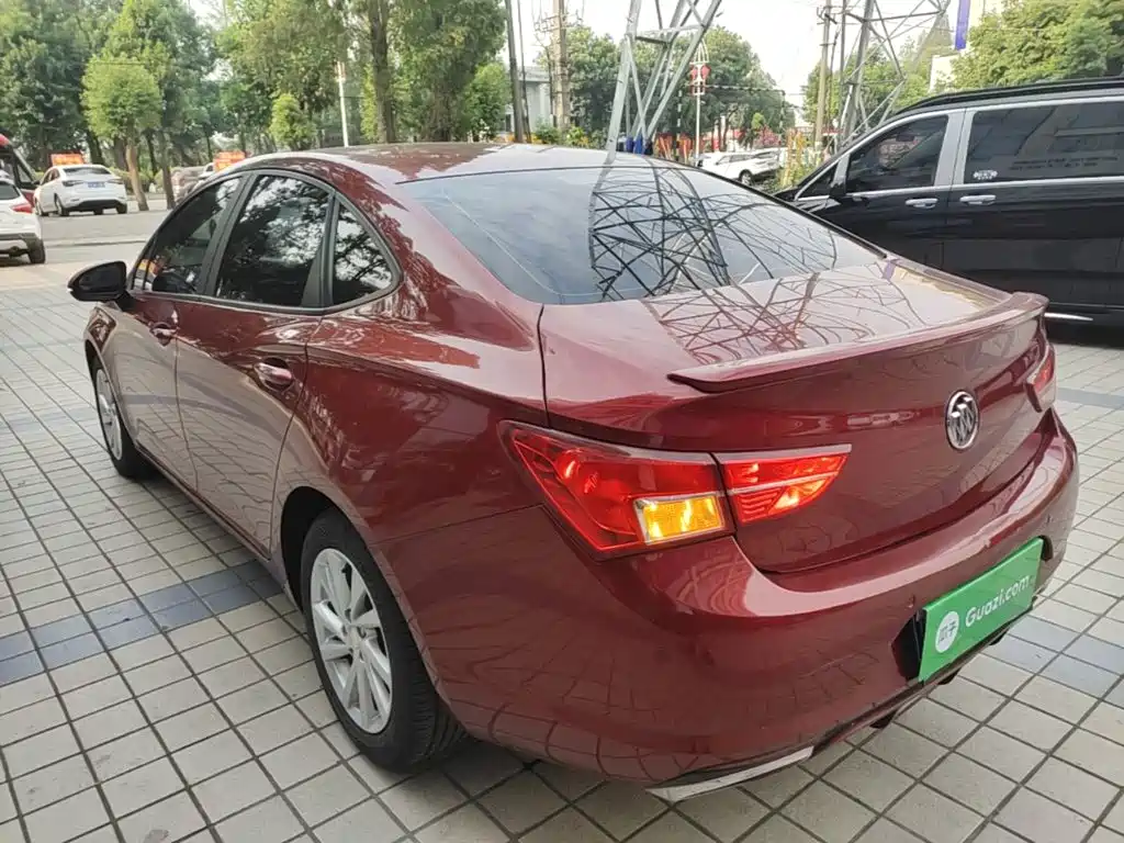 Buick Verano — миниатюра 5