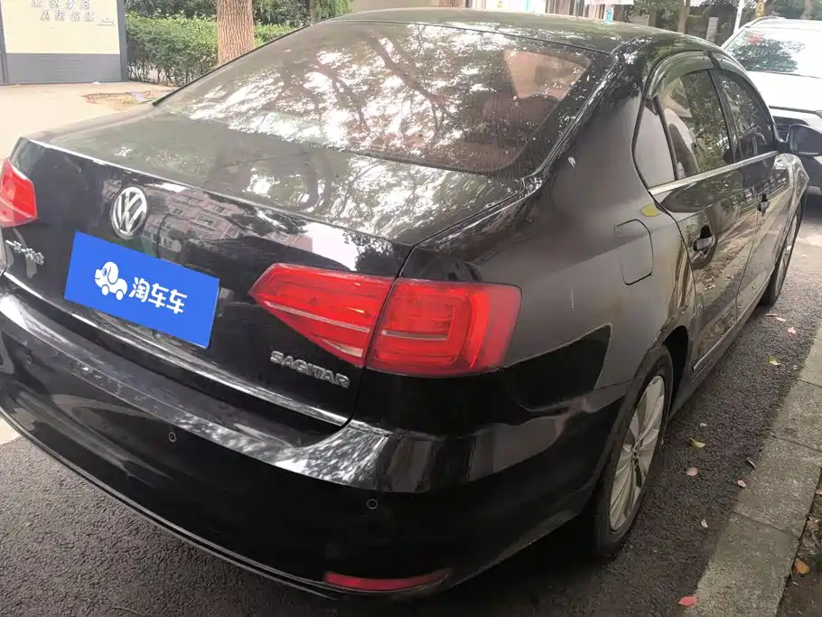 Volkswagen Sagitar — миниатюра 3