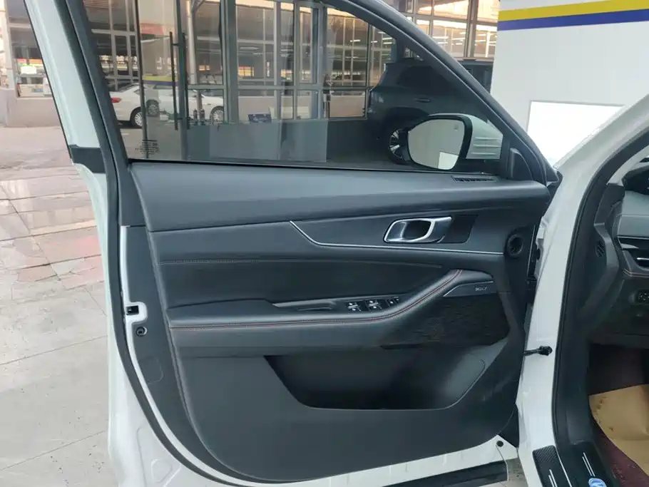 Changan UNI-K — миниатюра 7