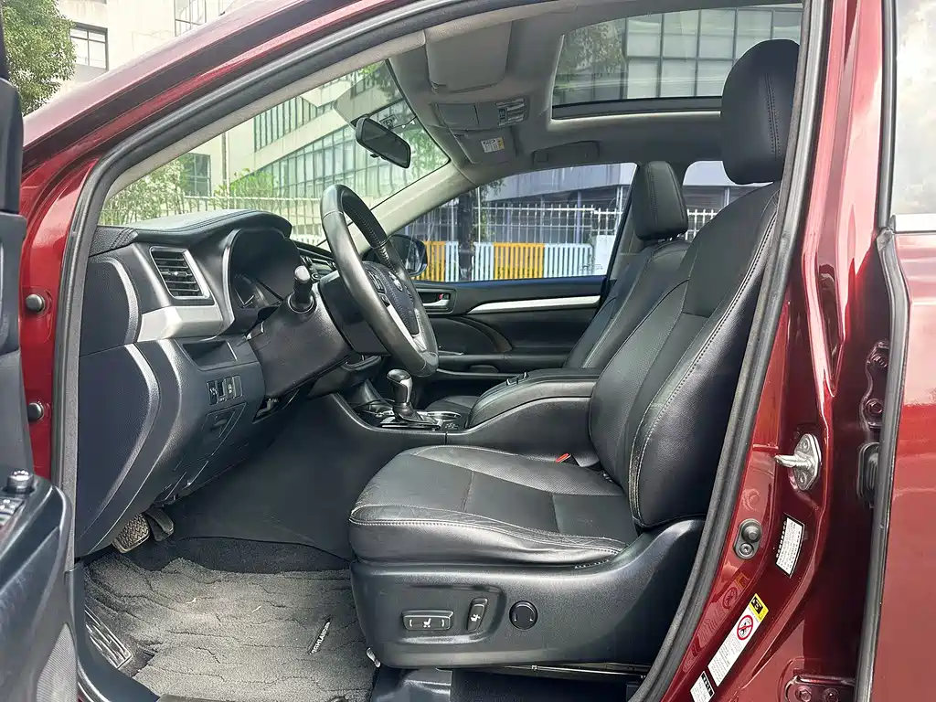 Toyota Highlander — миниатюра 14