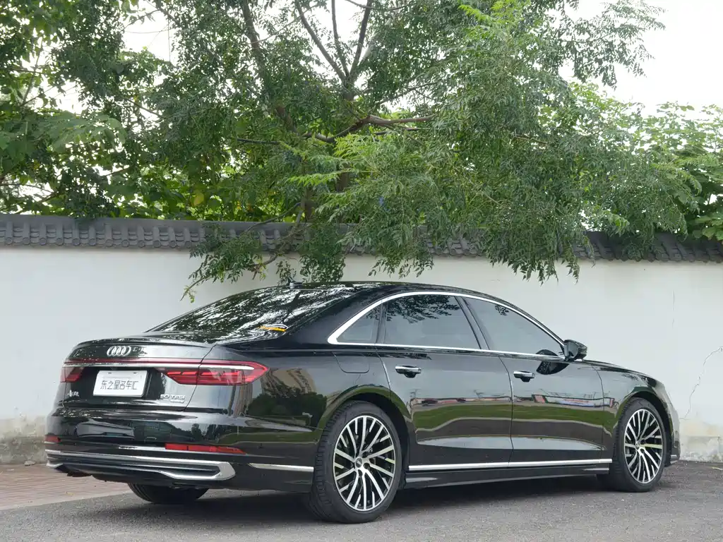 Audi A8 — миниатюра 15