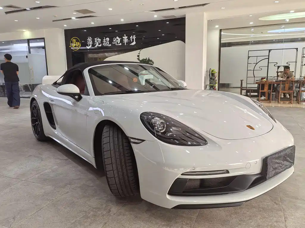 Porsche 718 2022 Spyder 2.0T