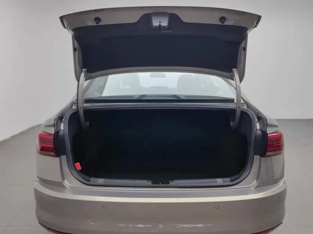 Volkswagen Bora — миниатюра 16