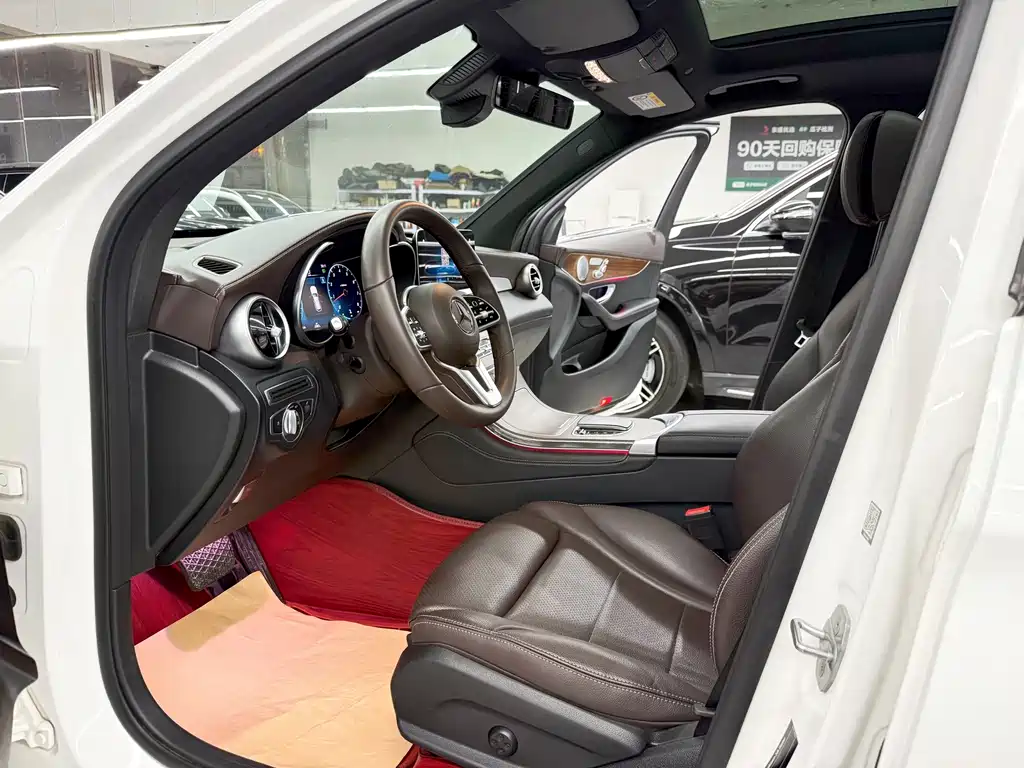 Mercedes-Benz GLC — миниатюра 7