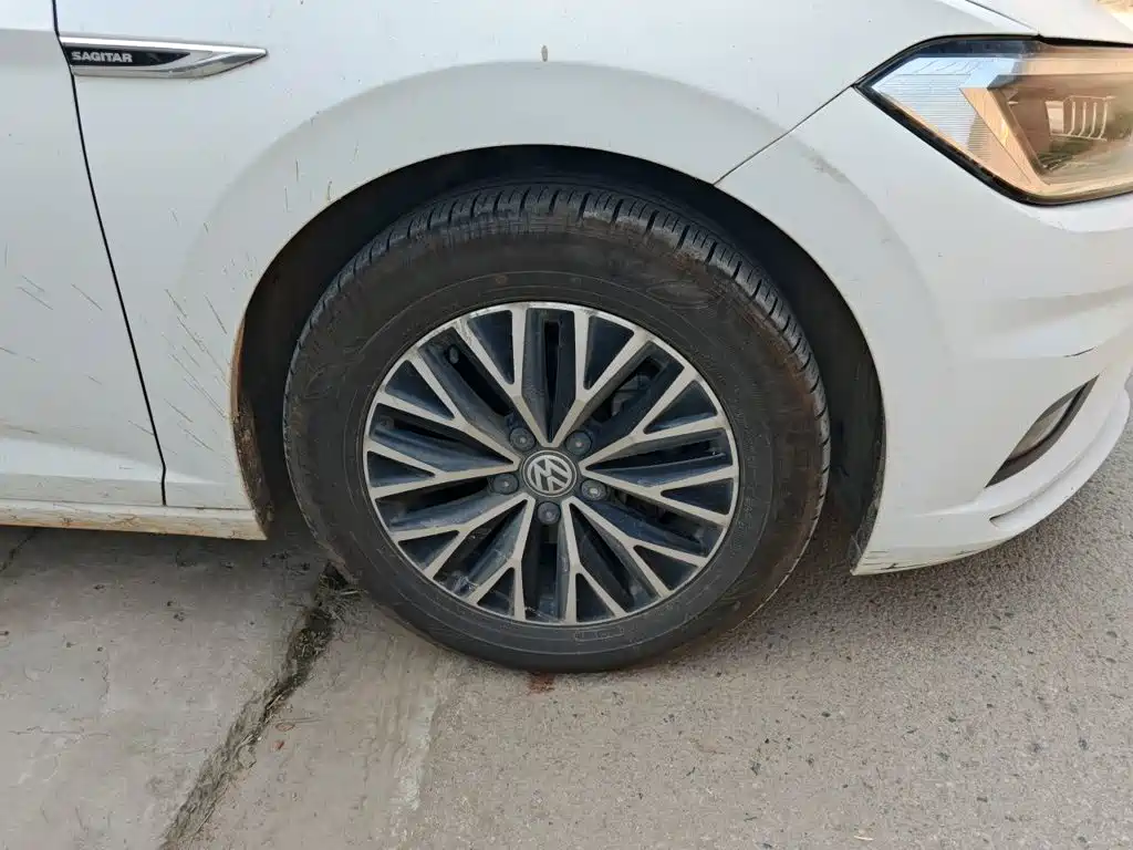 Volkswagen Sagitar — миниатюра 24