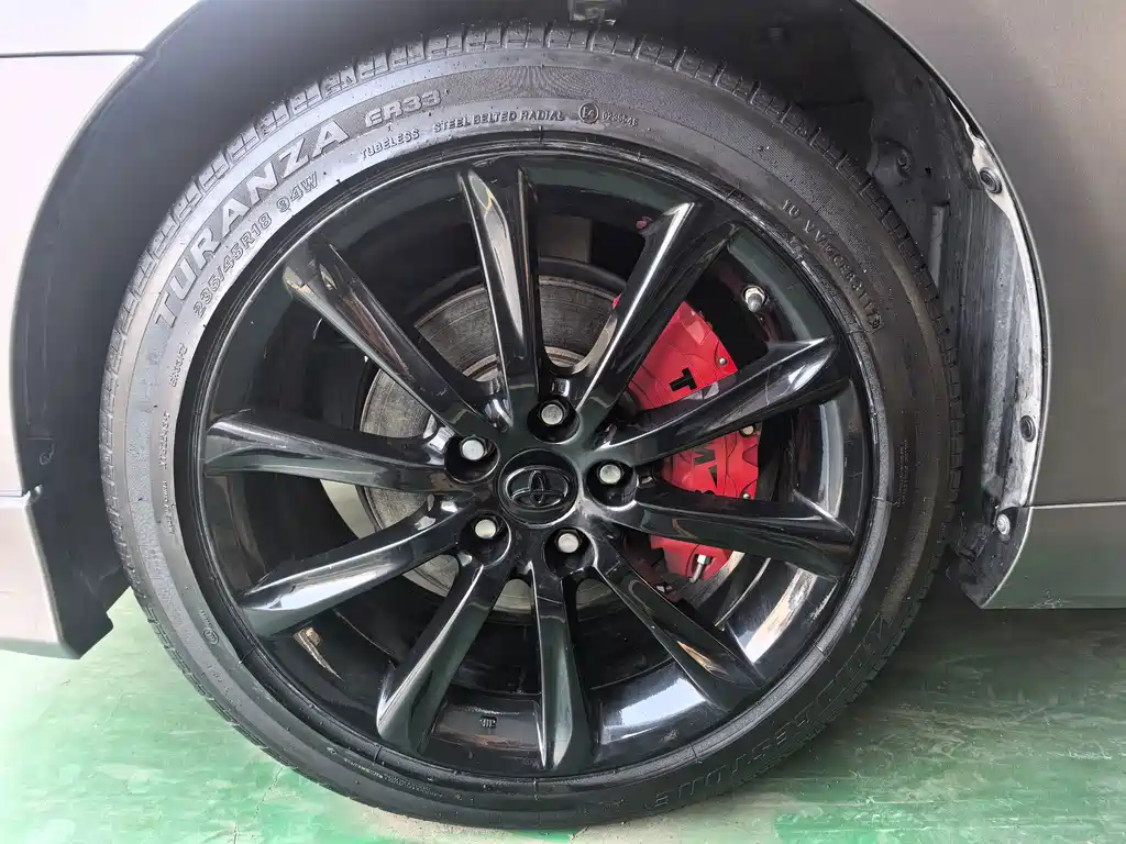 Toyota Reiz — миниатюра 12