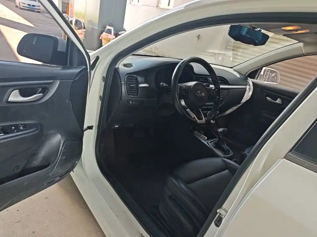 Kia K2 — миниатюра 16