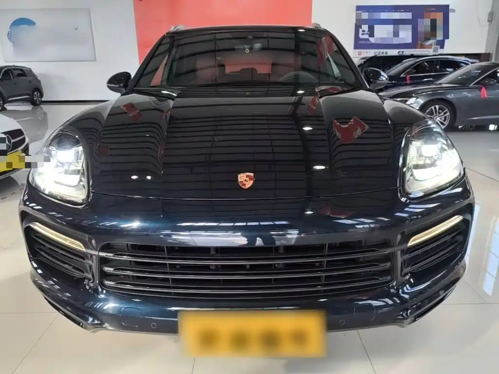 Porsche Cayenne — миниатюра 3