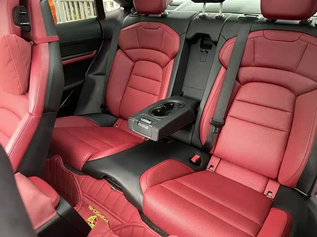 Porsche Taycan — миниатюра 8