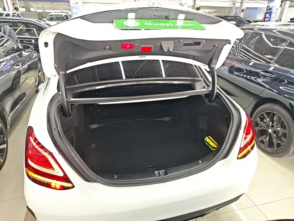 Mercedes-Benz C-Class — миниатюра 19