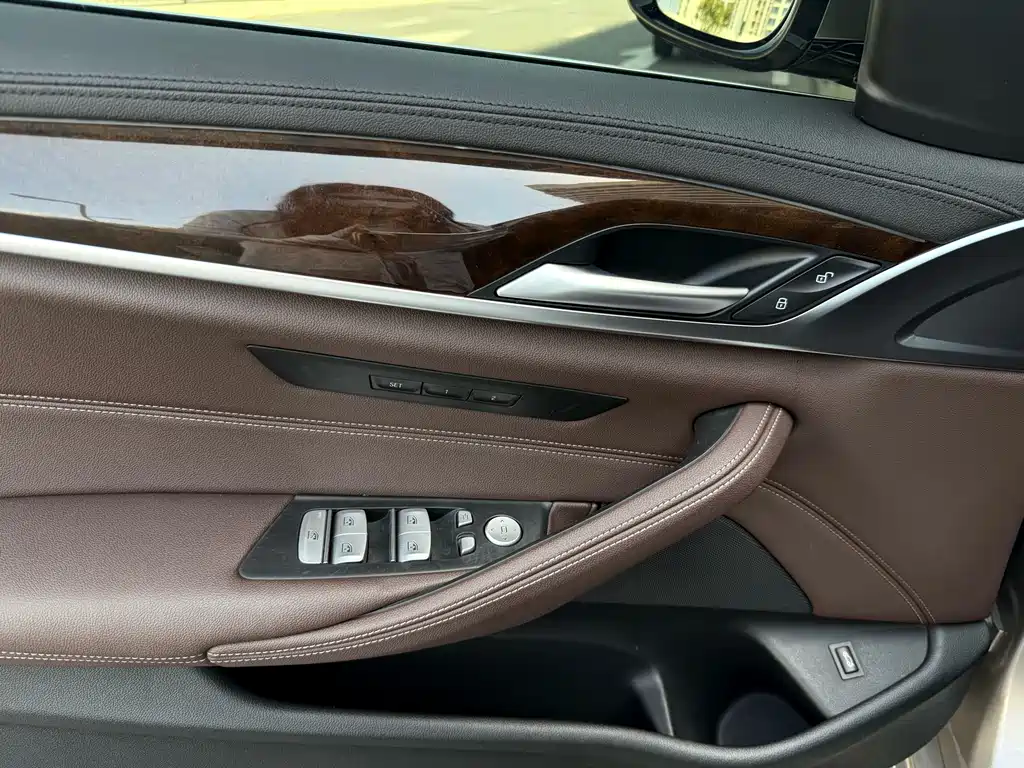 BMW 5 Series 5 2018 525Li Luxury