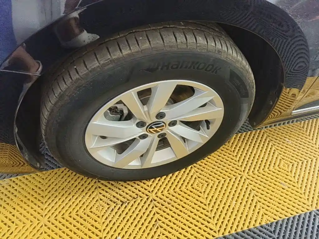 Volkswagen Passat — миниатюра 23