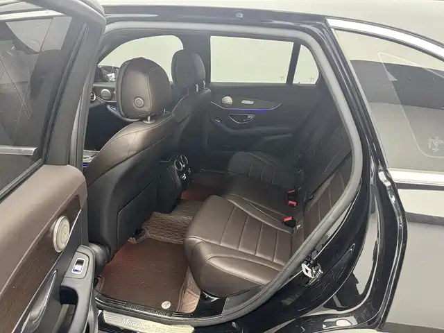Mercedes-Benz GLC — миниатюра 10