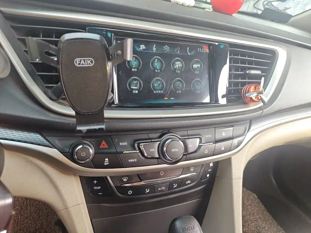 Buick Excelle — миниатюра 6