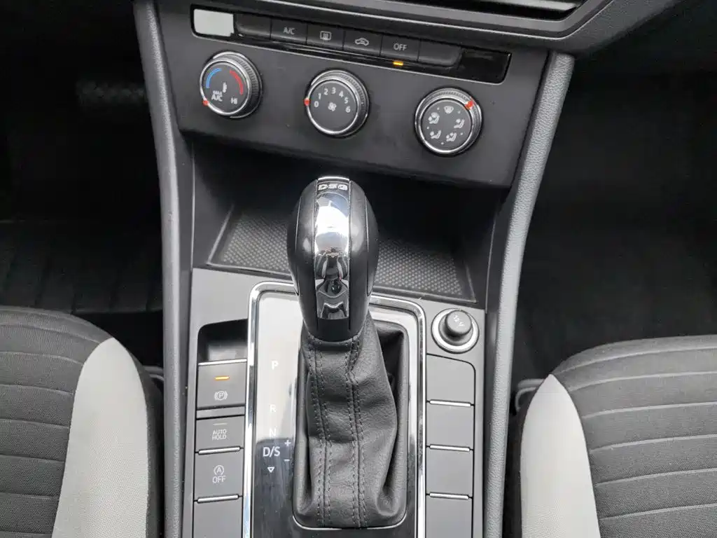 Volkswagen Bora — миниатюра 13