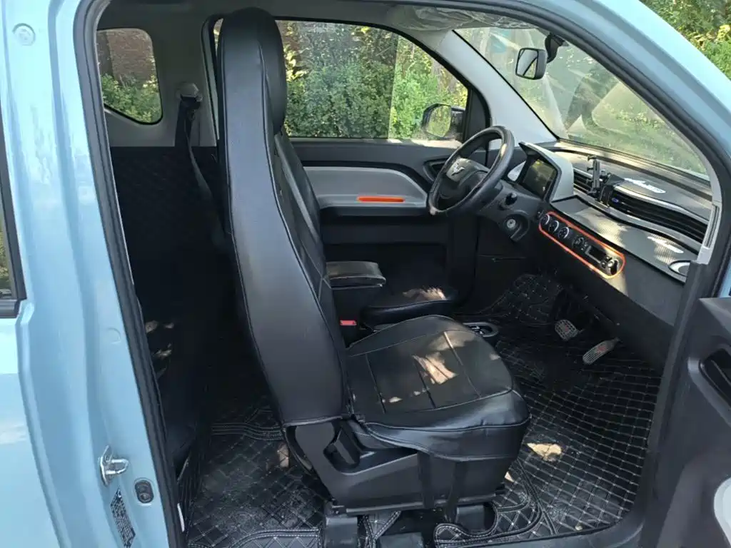 Wuling MINIEV — миниатюра 25