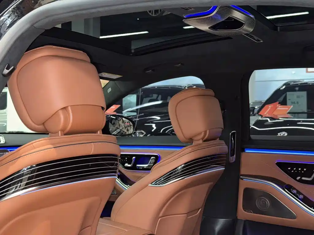 Mercedes-Benz S-Class — миниатюра 12