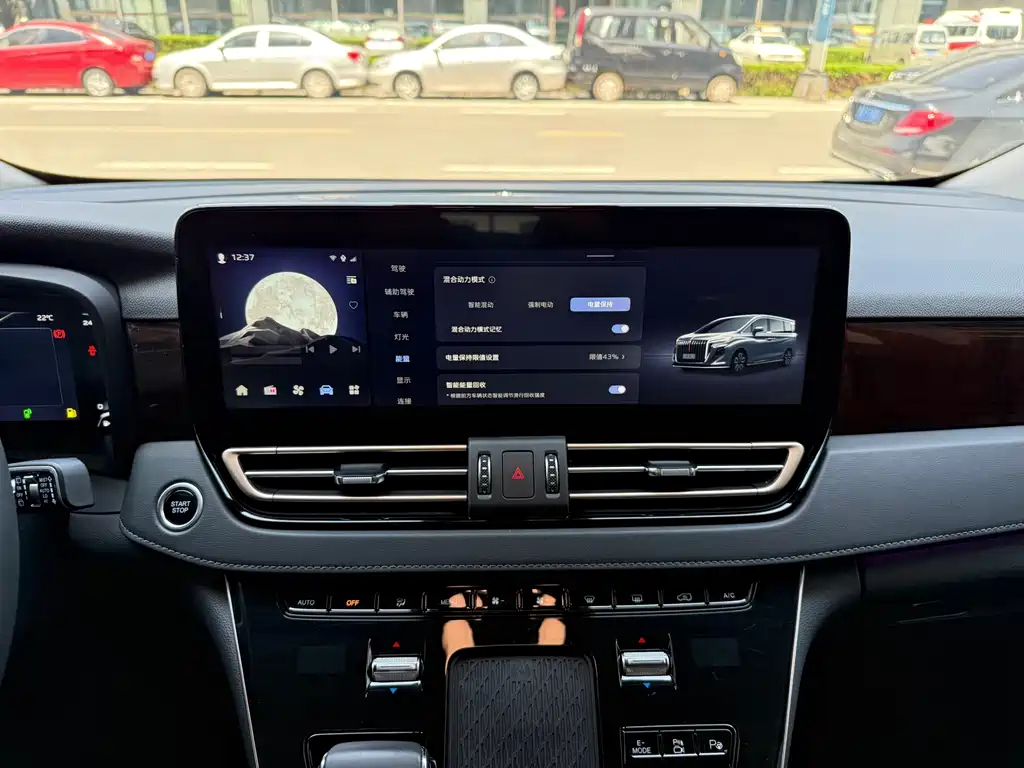Hongqi Hongqi HQ9 PHEV — миниатюра 17