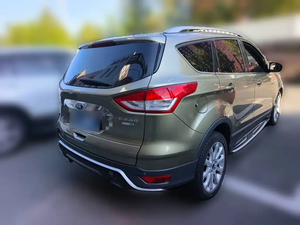 Ford Kuga — миниатюра 6