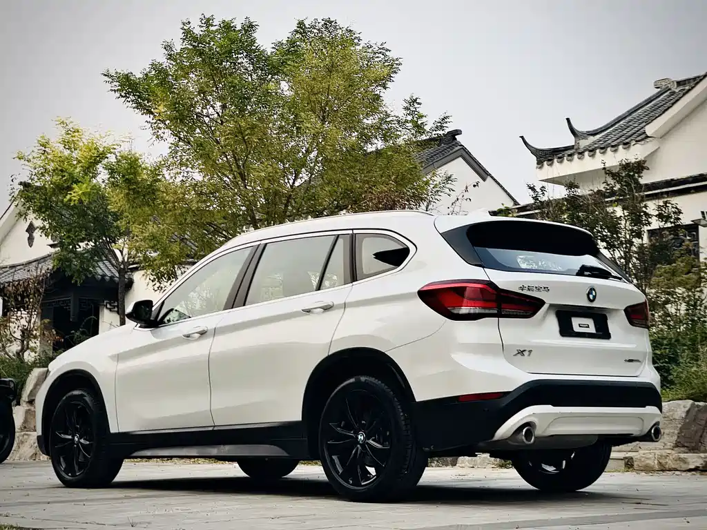 BMW X1 — миниатюра 4