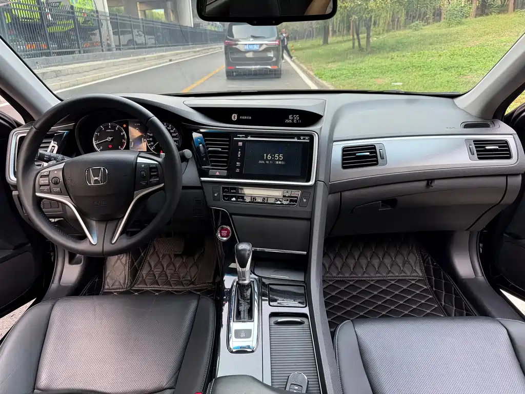 Honda Spirior — миниатюра 10